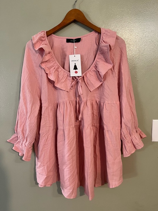 Zesica Tops - Zesica Pink Ruffle Babydoll Top Textured Gauze Vacation resort size XL NWT